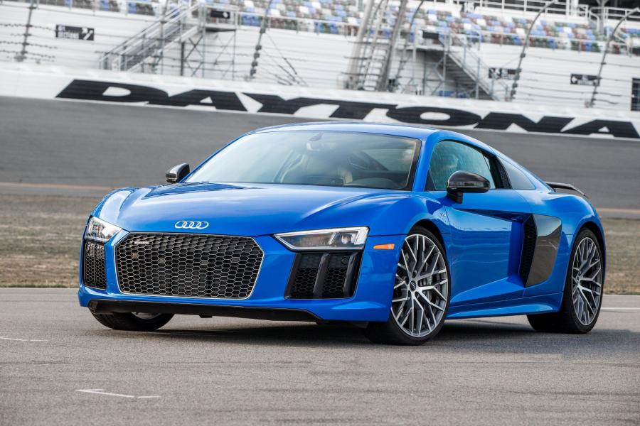  Audi R8 V10 Plus 2016 года  (NA) (фото 5 из 25)